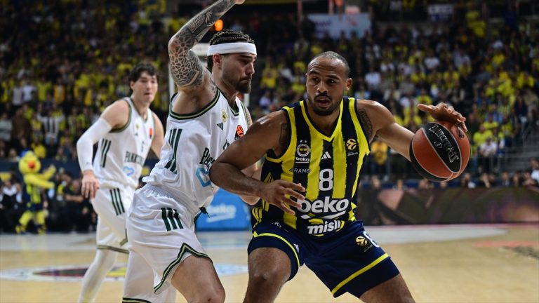 Fenerbahçe’nin galibiyet serisine Panathinaikos son verdi
