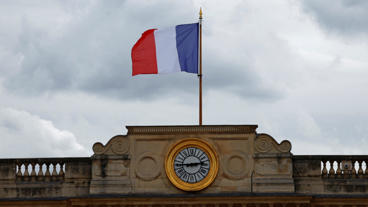 Fransa’da ‘darbe’ iddiası taşıyan sahte video ortalığı karıştırdı