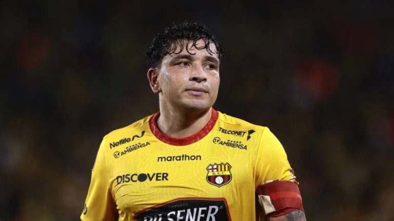 Futbol dünyasını sarsan cinayet: Mario Pineida sokak ortasında öldürüldü!