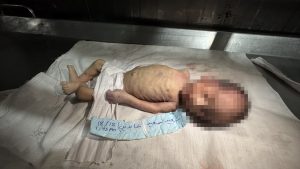 Gazze’de 29 günlük bebek soğuktan hayatını kaybetti