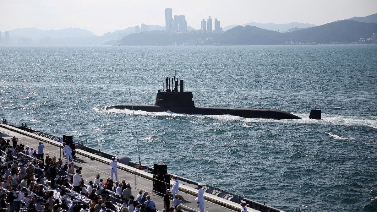 Güney Kore tartışmalı adalar çevresinde askeri tatbikat yaptı