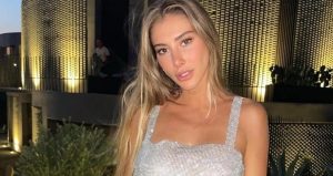 Hakkında yakalama kararı var, reklam paylaşımına devam ediyor