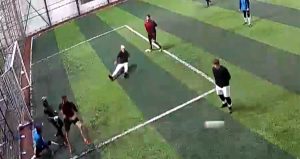 Halı sahada kalp krizi geçirdi, kurtarılamadı