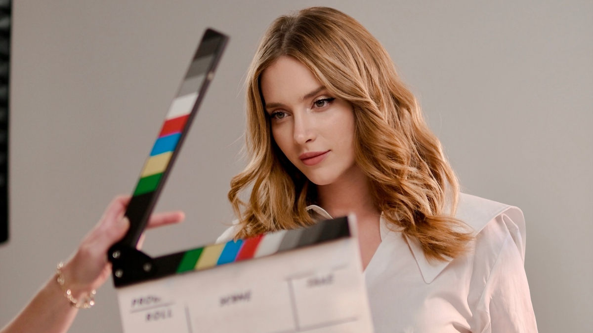 Hayal Köseoğlu’nu sinirlendirdiler! Rolünü eleştirenlere cevap verdi