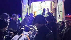 İnebolu’da Uçurumdan Düşen Araçta Sürücü Yaralandı