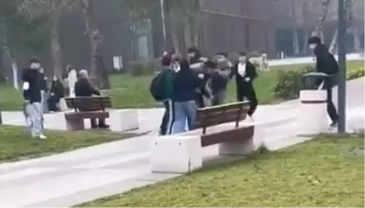 İnegöl’de Gençler Arasında Kavga