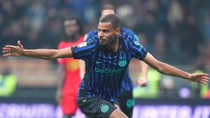 Inter’de oynayan Andy Diouf, Fenerbahçe’nin maçına geldi