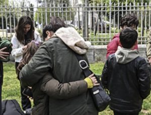 ‘İstanbul depremi’ tartışması… Hangi profesöre inanalım? Kaçalım mı, duralım mı?