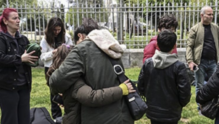 ‘İstanbul depremi’ tartışması… Hangi profesöre inanalım? Kaçalım mı, duralım mı?