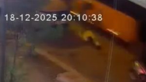 İstanbul Eyüpsultan’da İETT şoförü tartıştığı bisikletliye çarpıp kaçtı