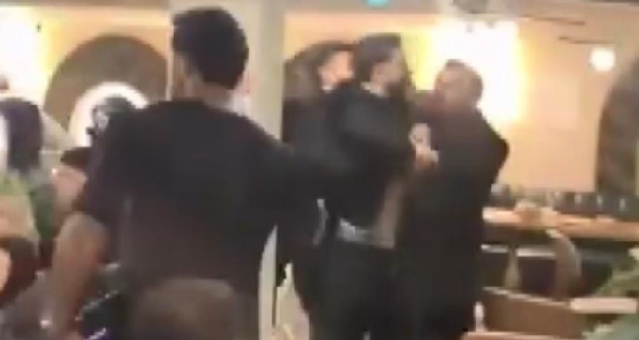 İstanbul’da dönercide büyük kavga! Tekme ve yumruklarla saldırdılar