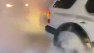 İstanbul’da lastik yakıp yol kapattılar: 144 bin TL ceza yediler