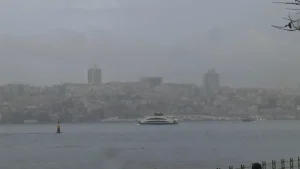 İstanbul’da Yağmur ve Sis Etkili