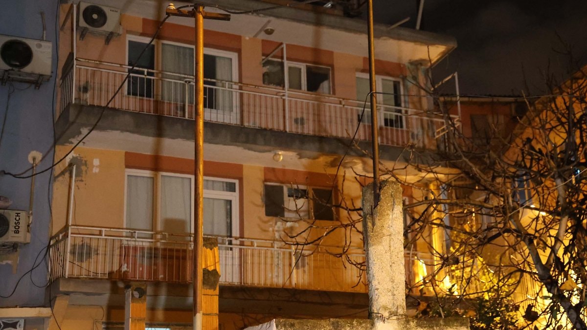 İzmir’de hırsızlık için girilen evde cinayet