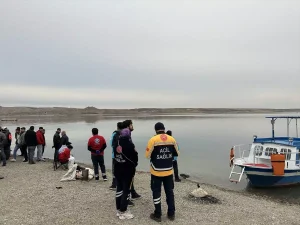 Kahta’da Şişme Bot Alabora Oldu