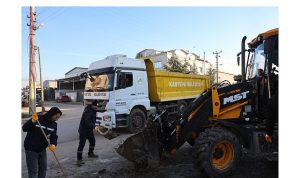 Kartepe Sanayi Bölgesinde Kapsamlı Temizlik Çalışması