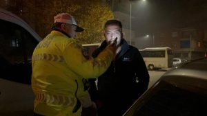 Kayseri’de alkollü sürücü ‘cinayet mi işledik?’ diyerek, suçu hafifletmeye çalıştı