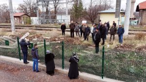 Kayseri’de Kemal Sunal’ın filmi gerçek oldu: Mahalle tel örgüyle ikiye bölündü