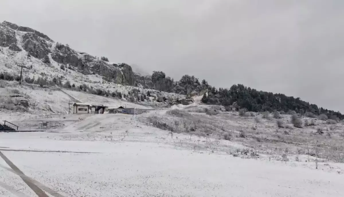 Keltepe Kayak Merkezi Yağışla Beyaza Büründü