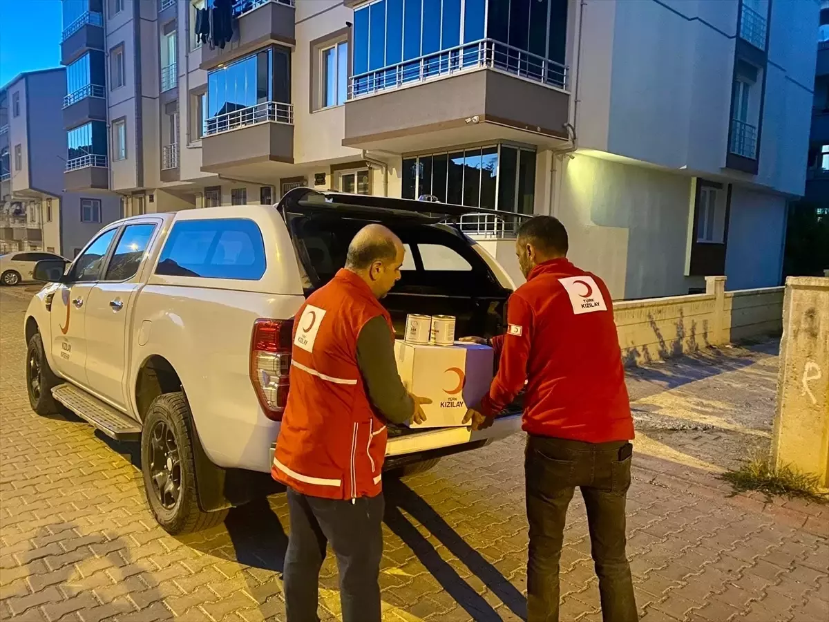 Kızılay Kırşehir’de İhtiyaç Sahiplerine Destek