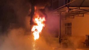 Kocaeli’de korku dolu anlar: Elektrik panosu patladı