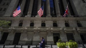 Küresel piyasalarda temkinli pozisyonlar