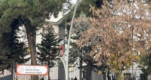 Lisede korkunç olay: 15 yaşındaki öğrenci 3’üncü kattan düştü