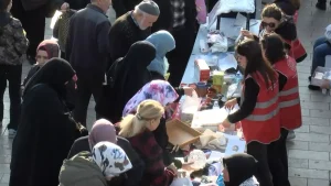 Maltepe’de Hayır Çarşısı Kuruldu