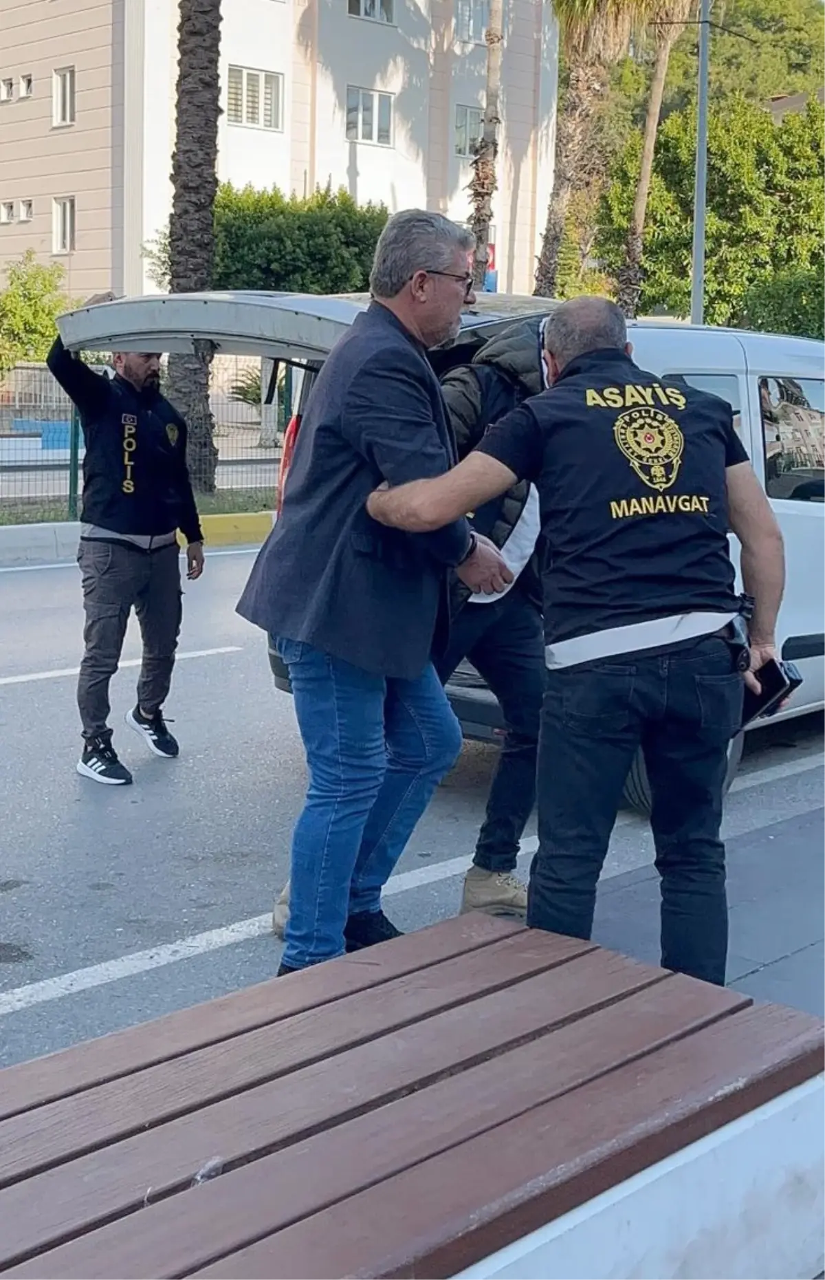 Manavgat’ta Cinayet: Tekel Bayisi Adliyeye Sevk Edildi