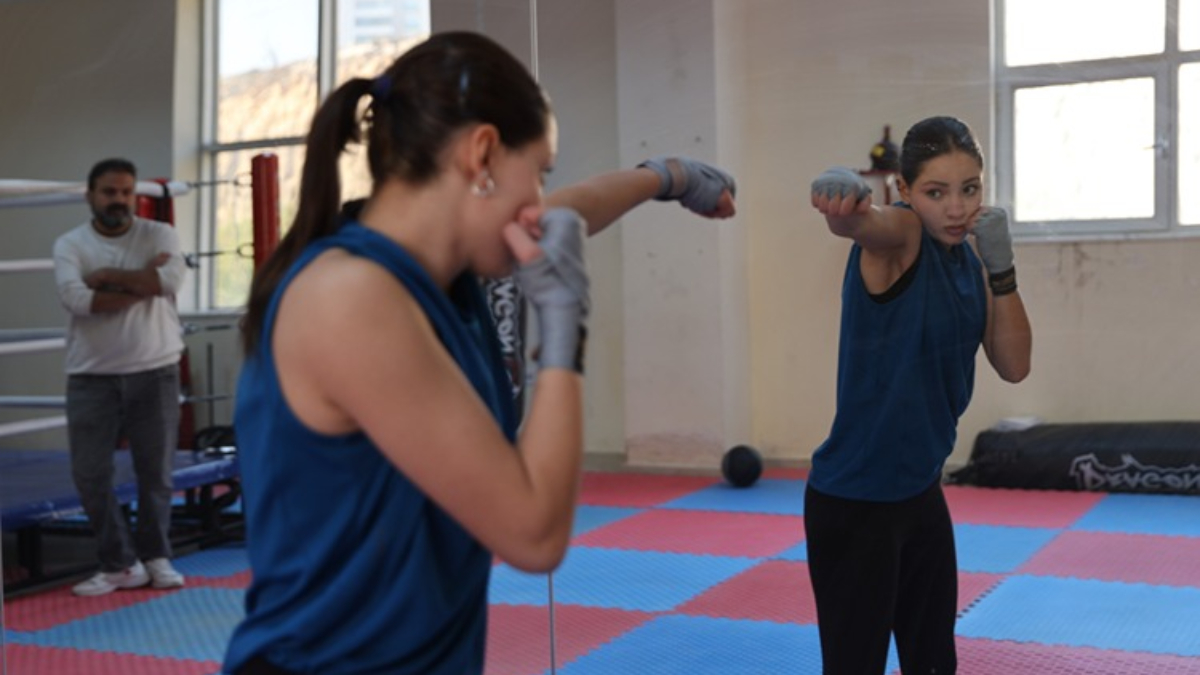 Mardin’de babasının ısrarıyla ringe çıktı, Türkiye Şampiyonu oldu