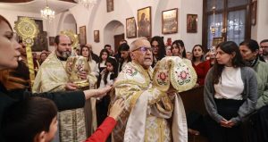 Mersin’de Ortodoks Kilisesi’nde Noel ayini yapıldı