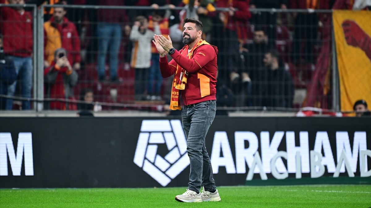 Milan Baros ile Lucas Podolski, Ali Sami Yen Spor Kompleksi’nde