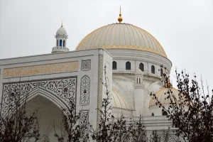 Müslümanların Gururu Camisi: İslam Mimarisinin İhtişamı