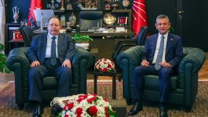 Özgür Özel, YSK Başkanı Ahmet Yener’i kabul etti