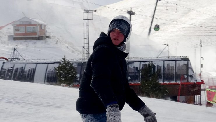 Palandöken’de kayak sezonu başladı