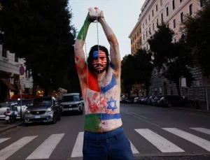 Roma’da Filistin İçin Gösteri