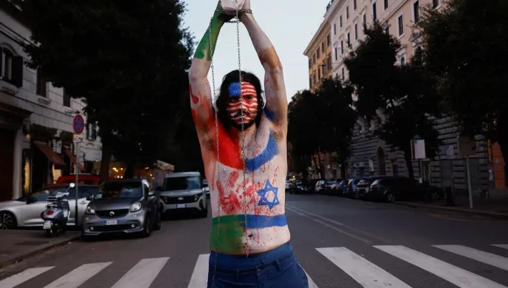 Roma’da Filistin İçin Gösteri