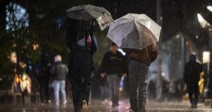 Sağanak için saat verildi! Meteoroloji kritik uyarıyı yaptı