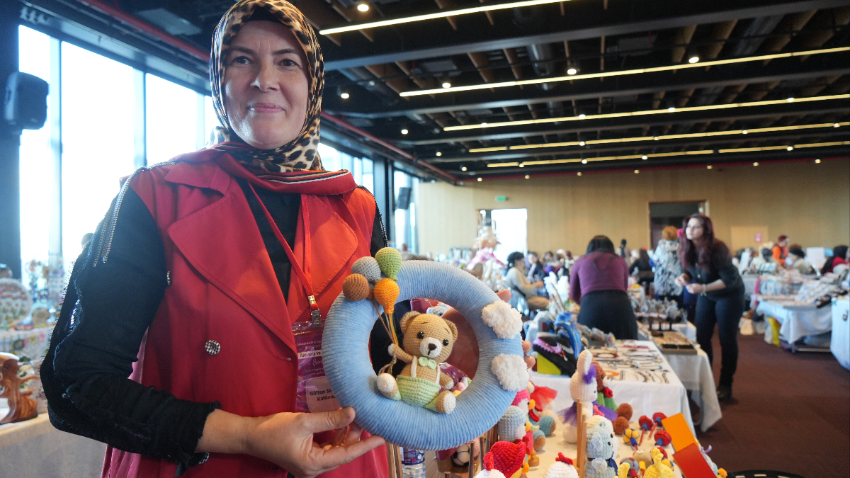 Samsun’da yeğenine yaptığı hediyeler ekmek kapısı oldu