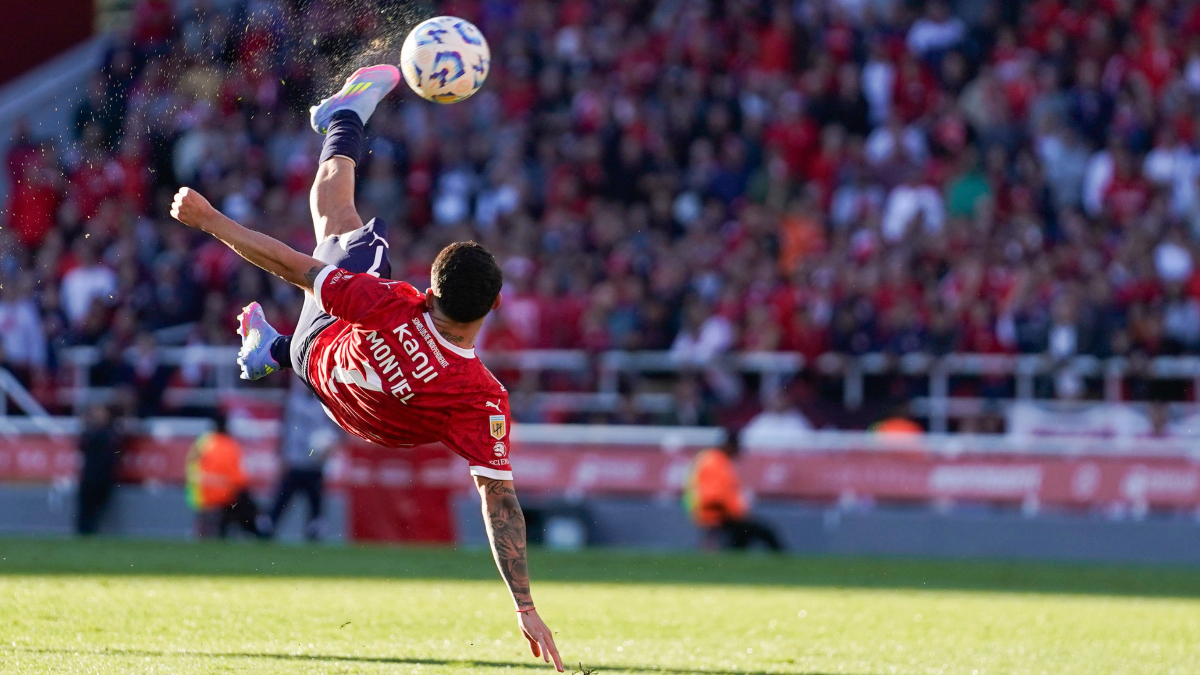 Santiago Montiel, 2025 Puskas Ödülü’nün sahibi oldu