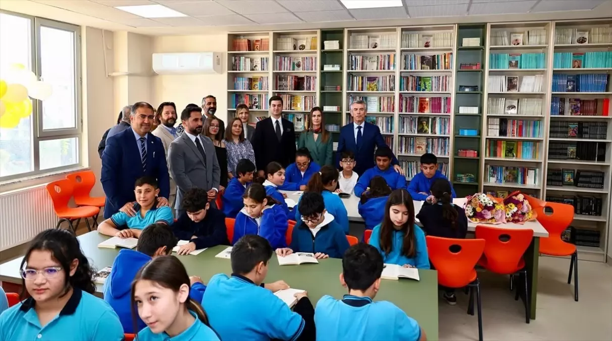 Sarıtaş Kardeşler İçin Kütüphane Açıldı