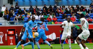 Senegal liderliği bırakmadı