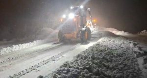 Siirt-Bitlis kara yolu ağır tonajlı araçların geçişine kapatıldı