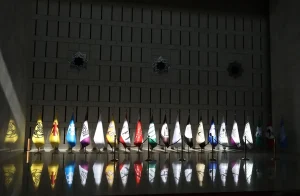 Suriye’de Geçmiş Medeniyetlerin Bayrakları Sergilendi