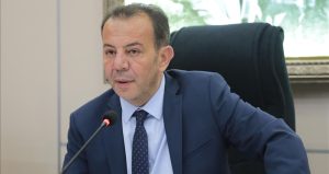 Tanju Özcan 20 kilo vermesine neden olan hastalığı açıkladı