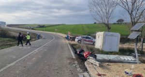 Tekirdağ’da motosiklet tel çitlere çarptı: 1 ölü, 1 yaralı