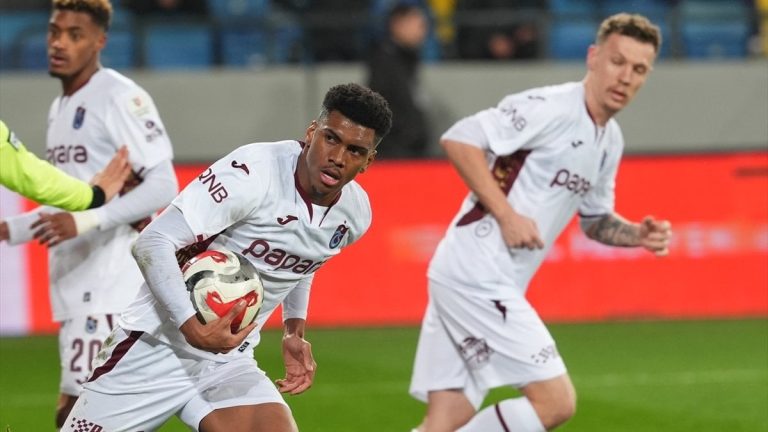 Trabzonspor’dan şampiyonluk sonrası en iyi ilk yarı performansı