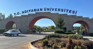 Üniversitede skandal! Profesörden kadın öğrenciye ‘pavyon’ benzetmesi