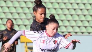 Ünye Kadın Spor Kulübü, Gaziantep ALG Spor’u farklı geçti