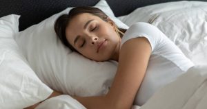 Uyandıktan hemen sonra bunu yapmayın: Zararı büyük